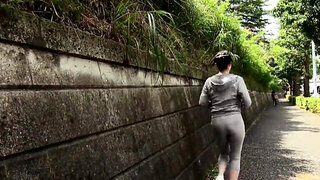 Nasty Japanese MILF is approached after her workout