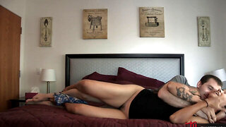 Photographer MILF seduces guest then gets fucked hard on bed