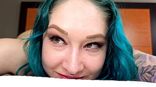 Green hair hottie gets fucked orally and it's edgy as well