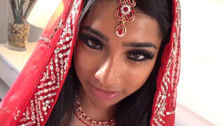 Bride with a badass puss wants to get fucked finally