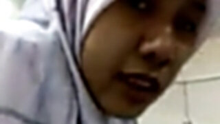 Malaysian hijab nymph plowed by indian dude