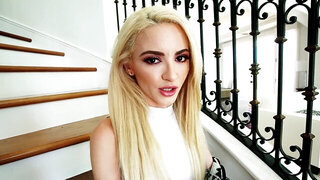 Lola Faeshowing you her feet in a steamy JOI video