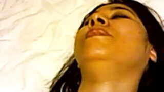 Indian aunty humped to a noisy climax