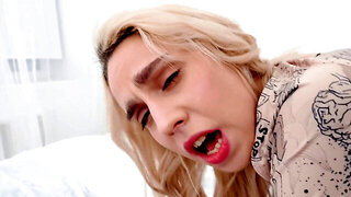 Woman with a great booty is ready to get anally demolished