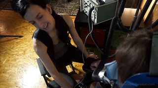 A dirty mistress plays with her tightly tied up slave