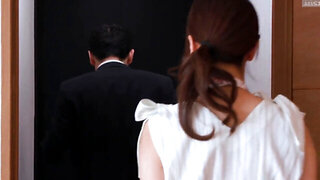 Horny man is fucking hthe wife after coming from work