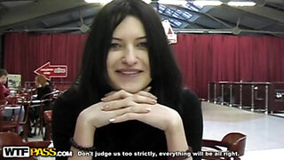 Hot amateur girlfriend in lingerie